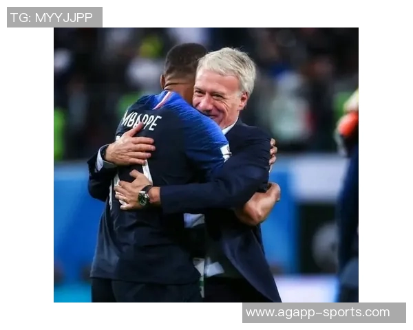 德尚回应托万感谢称应由我来致谢姆巴佩脚踝再度受伤引关注