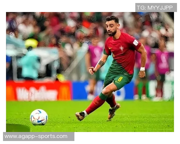 B费庆祝曼联生涯300场里程碑分享精彩瞬间与球迷共庆荣耀时刻